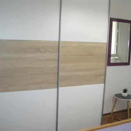 In - Riviera 7970 Appartement