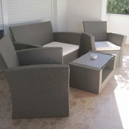 In - Riviera 7970 Appartamento *